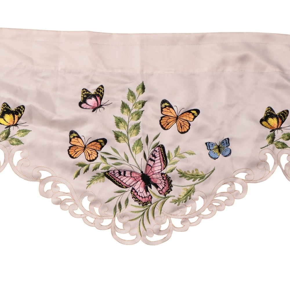 VTG Butterfly Embroidered Scalloped Cutout Valance Cream Cottage Whimsical 58x15